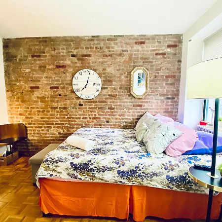 Times Square Manhattan - Private Room In 2 Bedroom Apartment New York Eksteriør billede