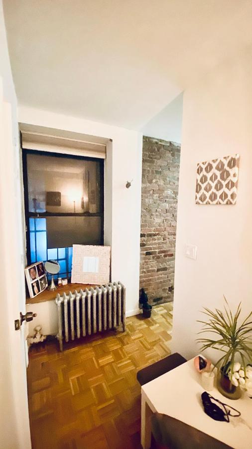 Times Square Manhattan - Private Room In 2 Bedroom Apartment New York Eksteriør billede