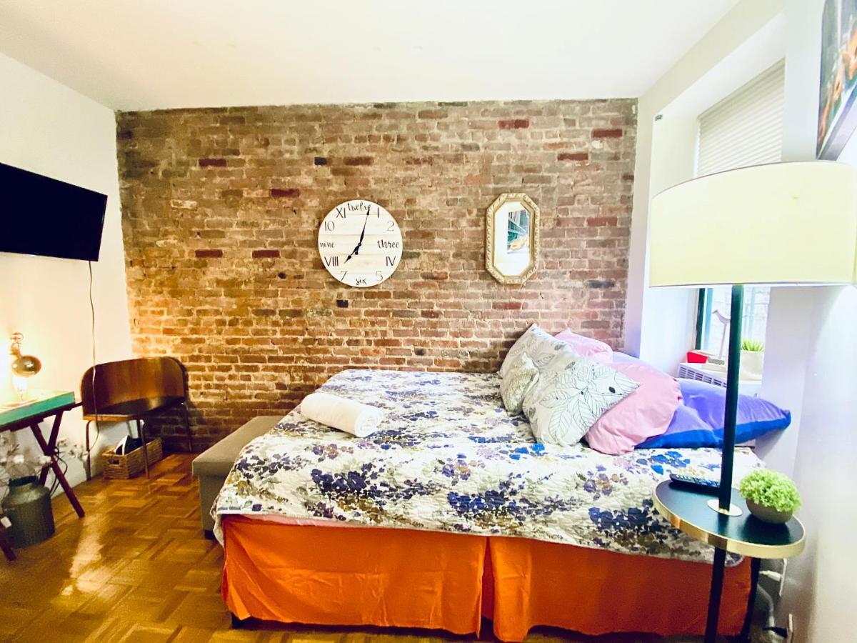 Times Square Manhattan - Private Room In 2 Bedroom Apartment New York Eksteriør billede