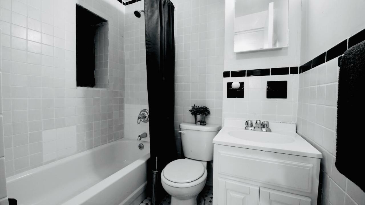 Times Square Manhattan - Private Room In 2 Bedroom Apartment New York Eksteriør billede